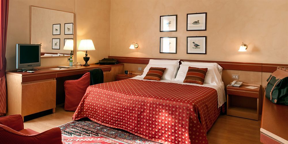 Hotel Ambasciatori Brescia Exteriör bild