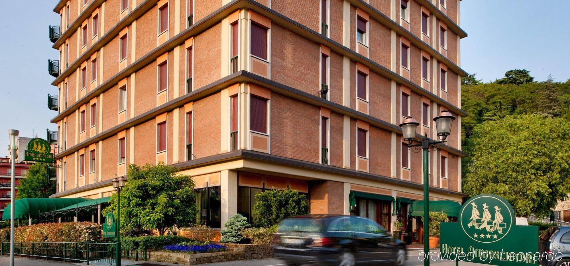 Hotel Ambasciatori Brescia Exteriör bild