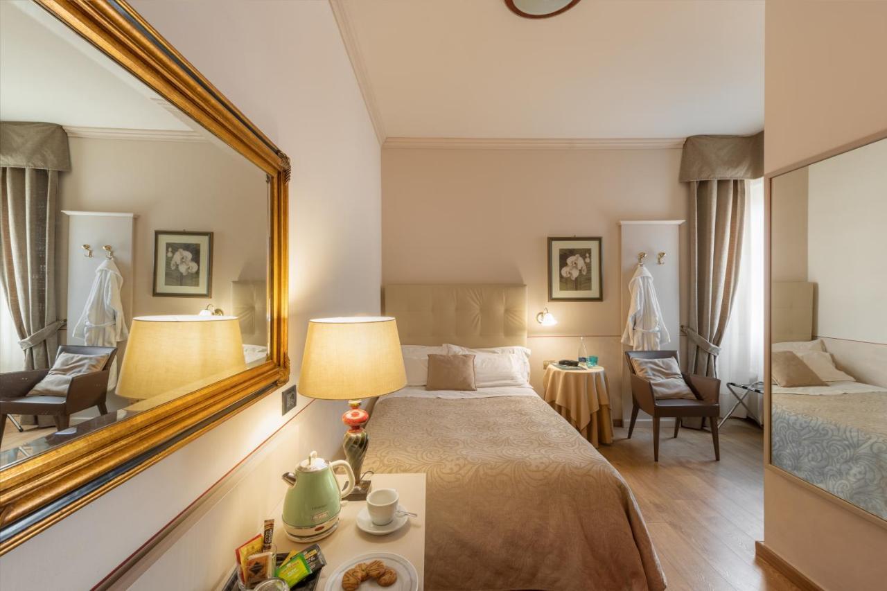 Hotel Ambasciatori Brescia Exteriör bild