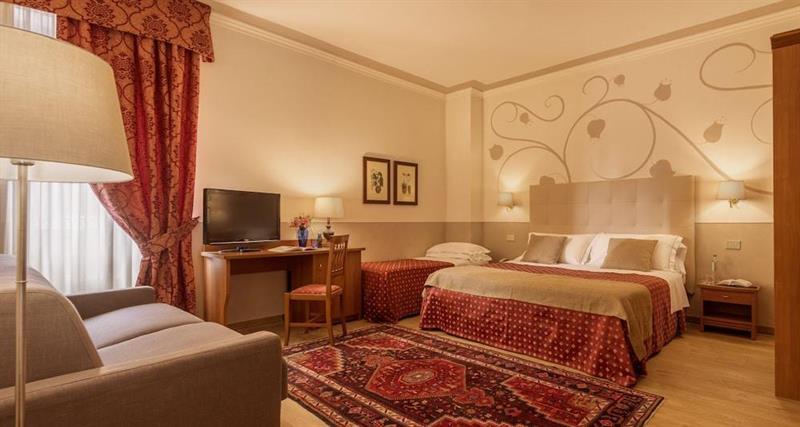 Hotel Ambasciatori Brescia Exteriör bild
